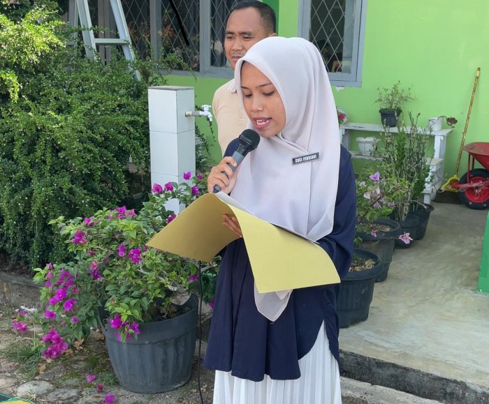 Wali Kelas Suci Febriani Berperan Aktif di Awards Literasi MAN 3 Bungo