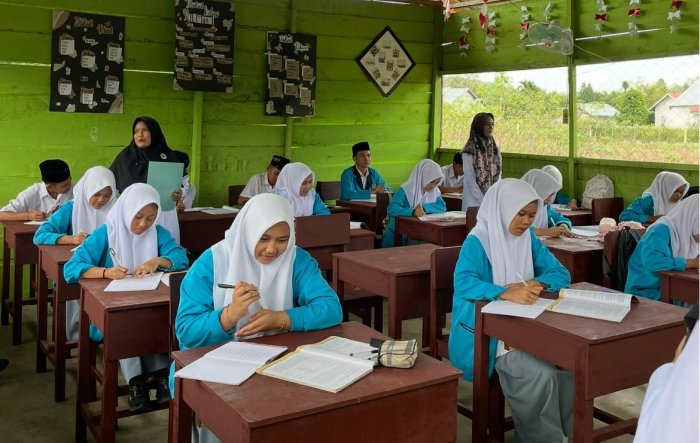 Saat Madrasah Menjadi Tempat Berteduh dan Menata Mimpi di Madrasah Aliyah Negeri 3 Bungo