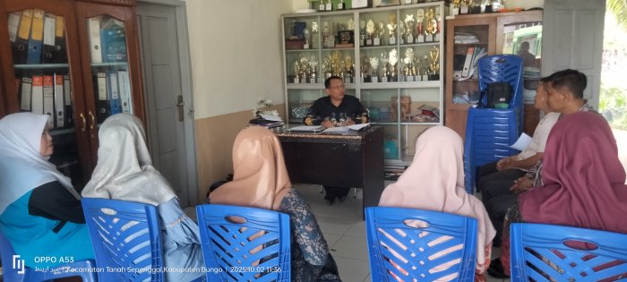 Tim EDM MAN 3 Bungo Dapat Bimbingan Pengawas Madrasah