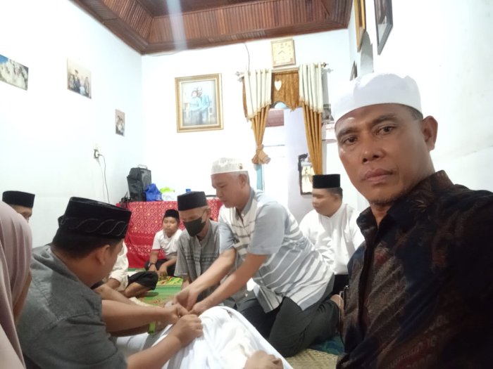 Kepala MAN 3 Bungo Laksanakan Penyelenggaraan Jenazah Warga Sekitar, Wujud Pengabdian kepada Masyarakat