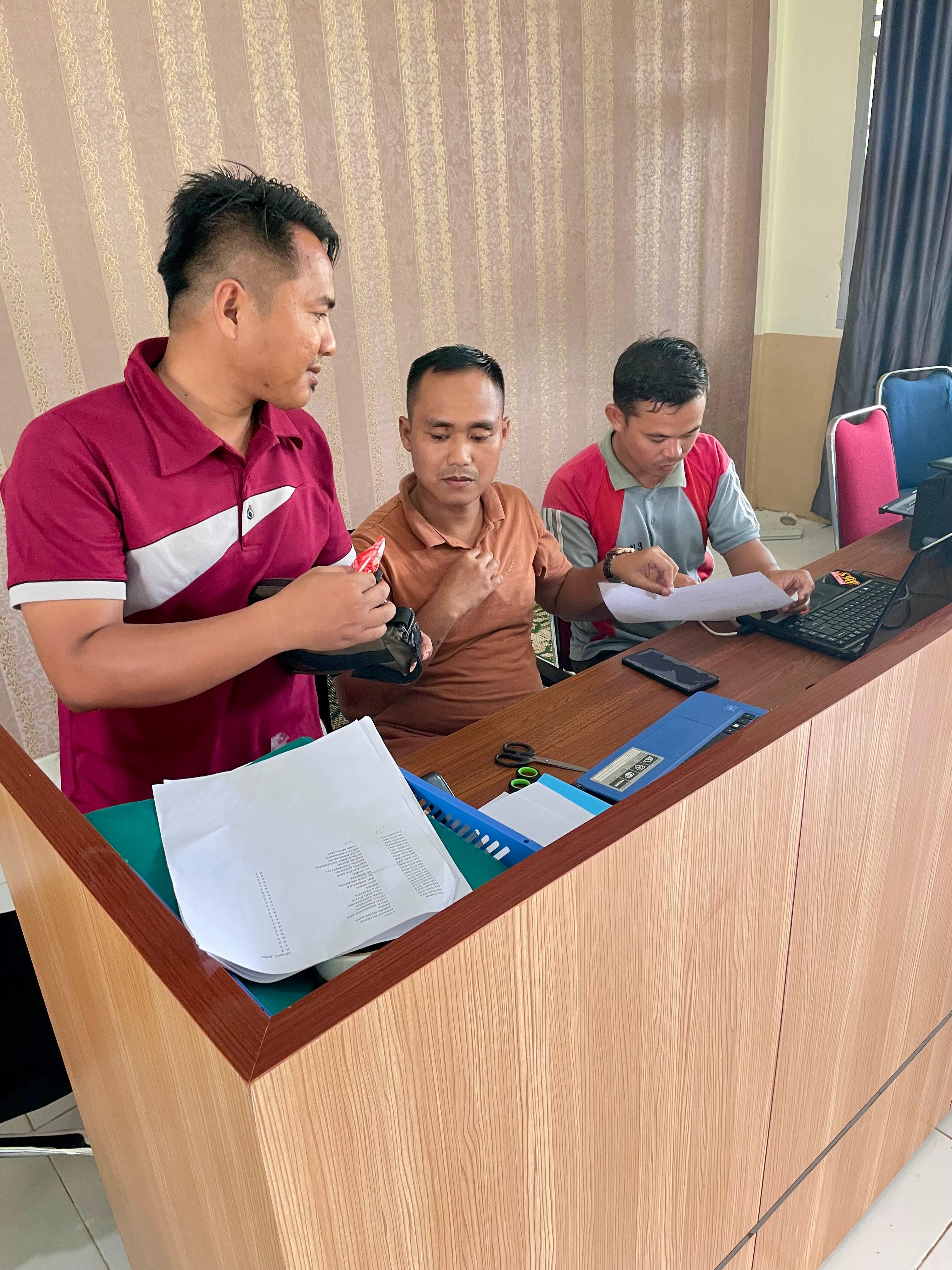 Panitia PAT Rampungkan Persiapan Ujian Semester Genap di MAN 3 Bungo Panitia PAT Rampungkan Persiapan Ujian Semester Genap di MAN 3 Bungo