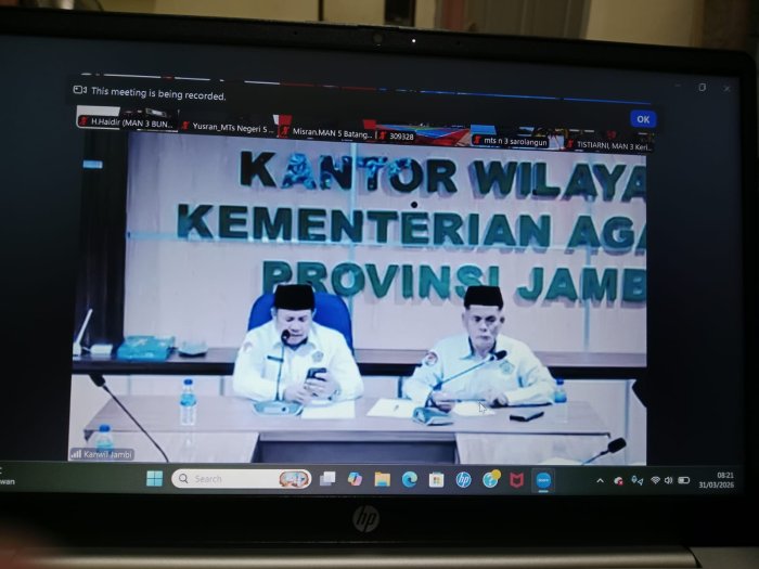 Kepala MAN 3 Bungo Ikuti Rapat Virtual Bahas Program MBG