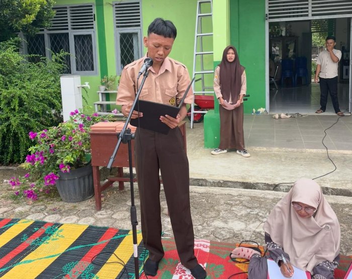 Semangat Juang Peserta Lomba Padamkan Api Hingga Tampil