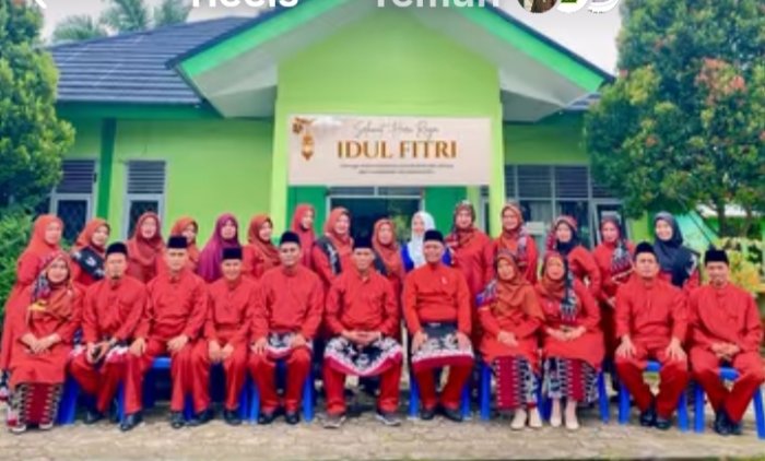 Eratkan Silaturahmi, Kepala MAN 3 Bungo sampaikan pesan hangat ucapkan Selamat Hari Raya Idul Fitri 1447 H. Eratkan Silaturahmi, Kepala MAN 3 Bungo sampaikan pesan hangat ucapkan Selamat Hari Raya Idul Fitri 1447 H.