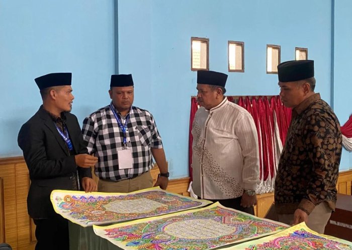 Kanwil Kemenag Jambi Tinjau Lomba Kaligrafi MTQ ke-54 Kanwil Kemenag Jambi Tinjau Lomba Kaligrafi MTQ ke-54