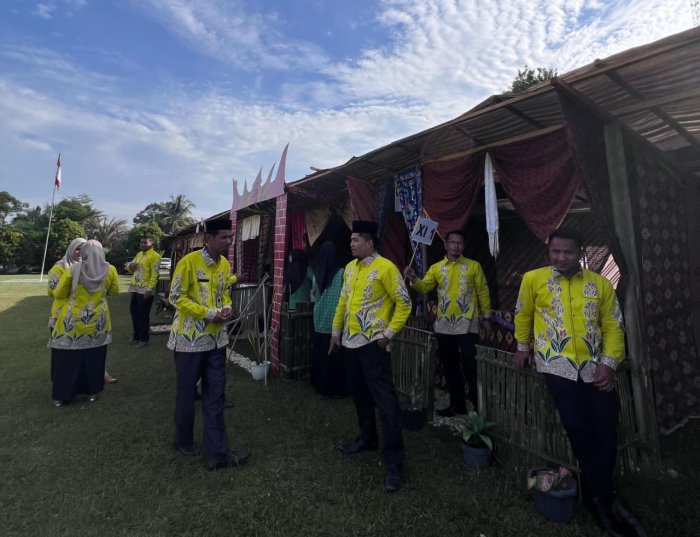 Porseni MAN 3 Bungo Tampilkan Kreativitas Siswa dalam Pameran Porseni MAN 3 Bungo Tampilkan Kreativitas Siswa dalam Pameran