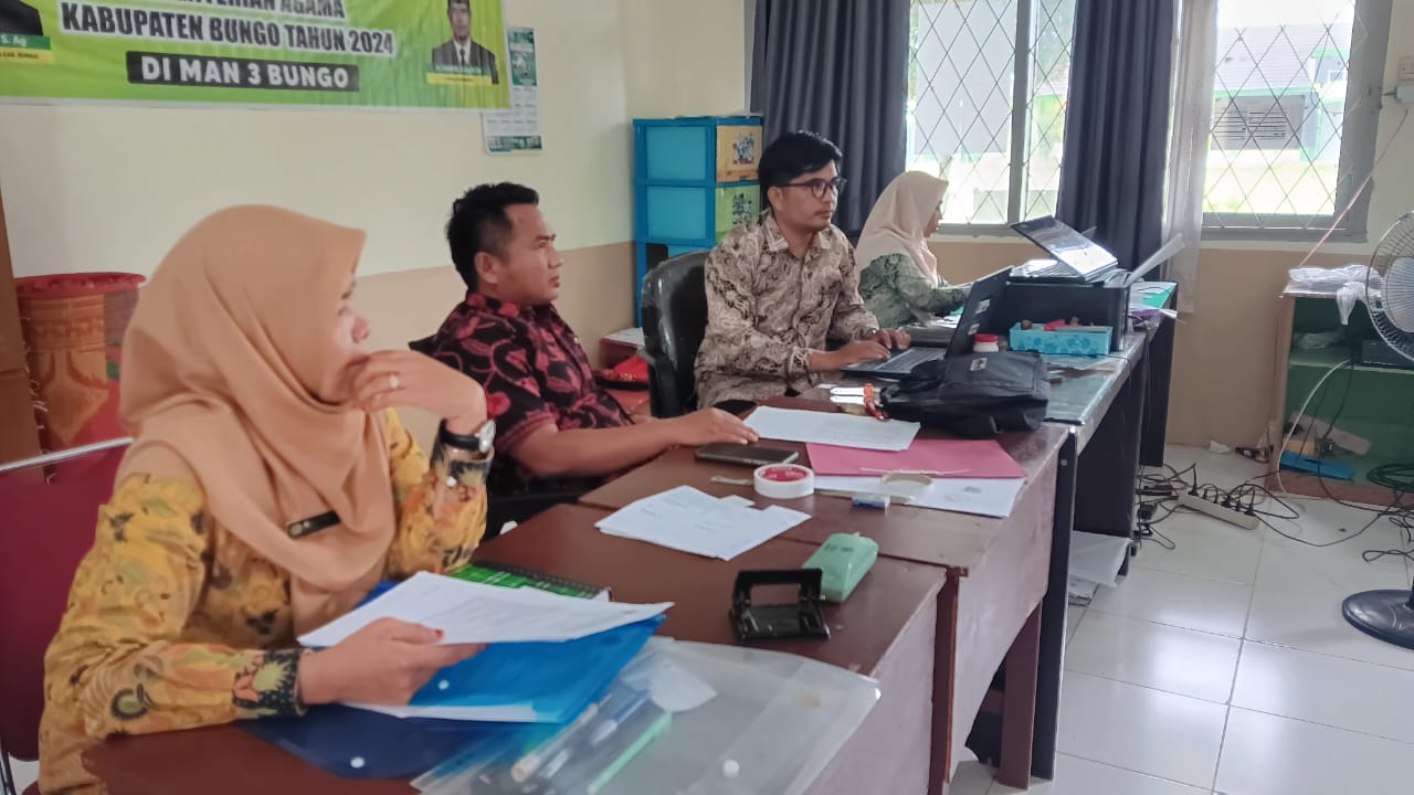 PEMANTAPAN PANITIA UJIAN MADRASAH TAHUN 2025 DI MAN 3 BUNGO BERJALAN LANCAR