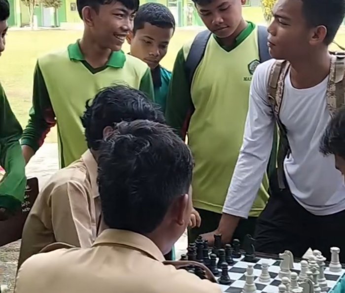 MAN 3 Bungo Gelar Turnamen Catur di Classmeeting Tahun Ini