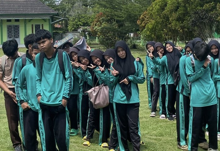 83 Siswa MAN 3 Bungo Ikuti Ujian Madrasah 83 Siswa MAN 3 Bungo Ikuti Ujian Madrasah