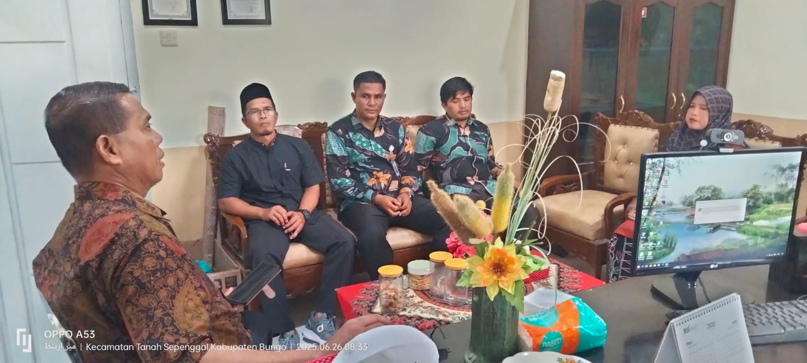 Guru Penguji PPDBM MAN 3 Bungo Laporkan Hasil Tes ke Kepala Madrasah