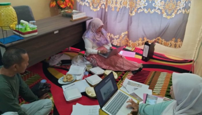 Hari Ketiga Guru Siapkan Dokumen Persiapan PPKM