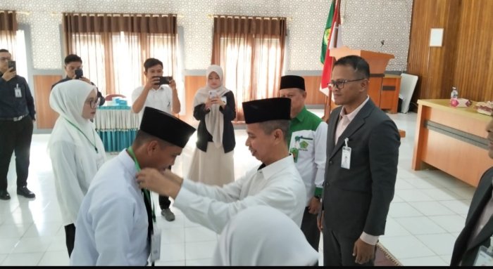 Kepala Kantor Kemenag Bungo dan Ka. Subbag TU laksanakan Pelatihan Budaya Pelayanan Prima