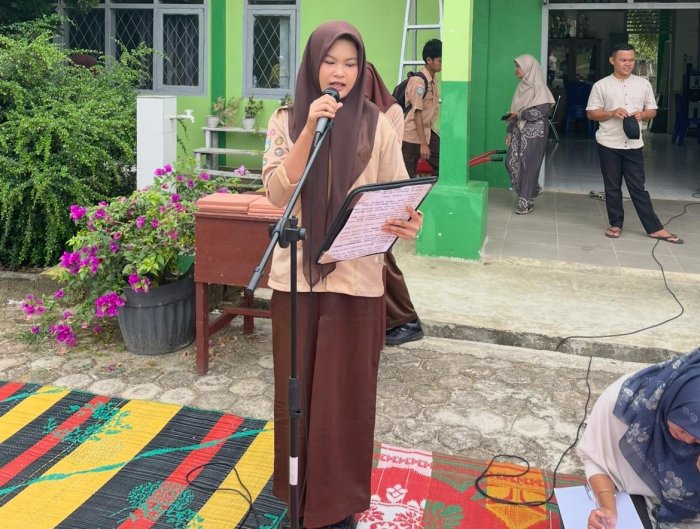 Melsa Siswi MAN 3 Bungo Raih Prestasi di Berbagai Bidang Melsa Siswi MAN 3 Bungo Raih Prestasi di Berbagai Bidang