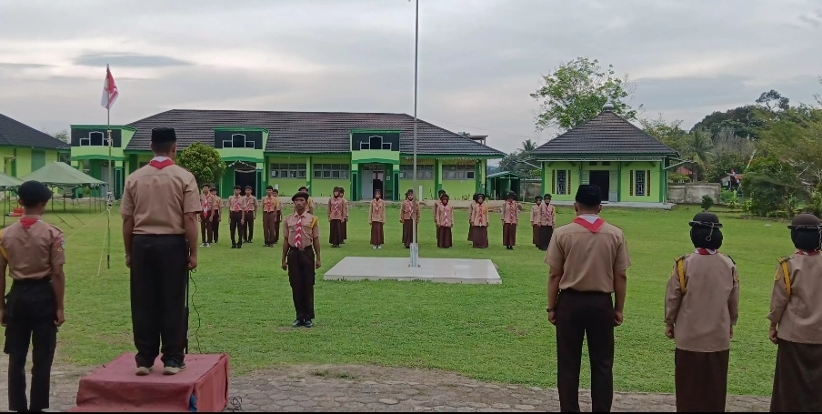 Kepala MAN 3 Bungo Resmi Membuka Kegiatan Persami Penerimaan Tamu Ambalan Kepala MAN 3 Bungo Resmi Membuka Kegiatan Persami Penerimaan Tamu Ambalan