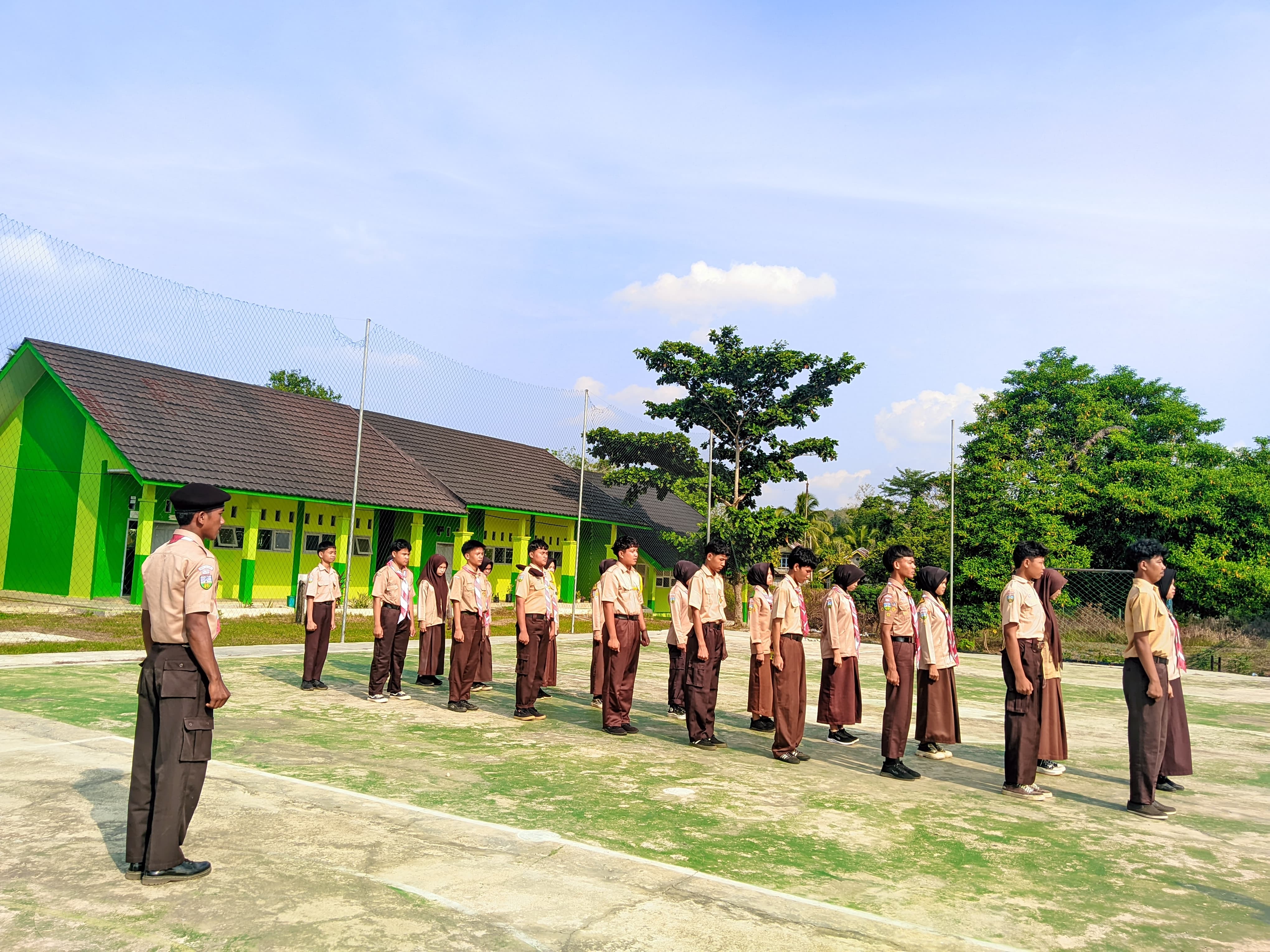 Latihan Rutin Pramuka MAN 3 Bungo, Wujudkan Generasi Tangguh dan Berkarakter