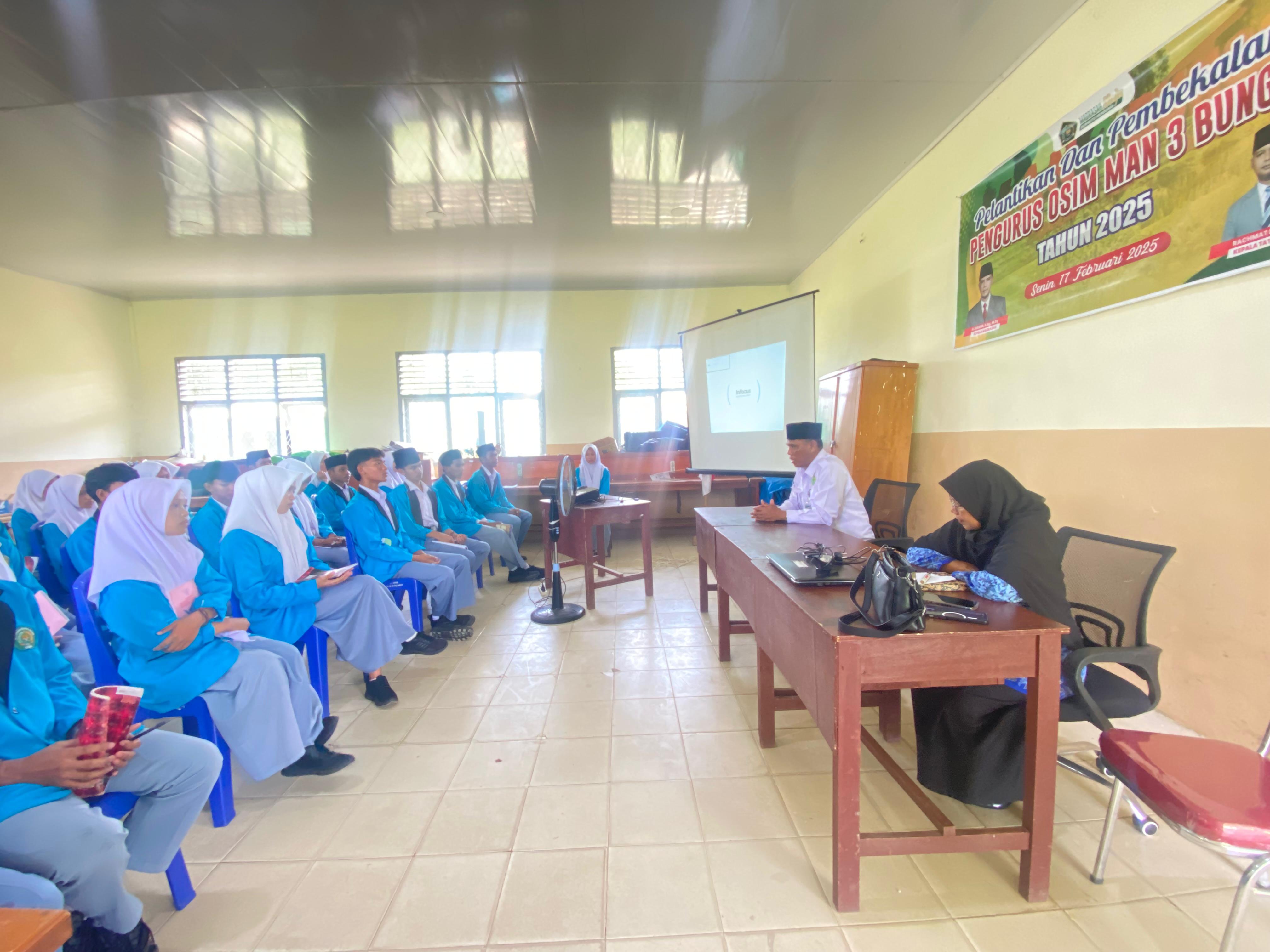 PEMBEKALAN OSIM MAN 3 BUNGO MASA BAKTI 2025/2026 BERJALAN SUKSES PEMBEKALAN OSIM MAN 3 BUNGO MASA BAKTI 2025/2026 BERJALAN SUKSES