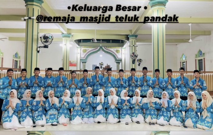 Remaja Masjid Teluk Pandak Hidupkan Tradisi Idul Fitri
