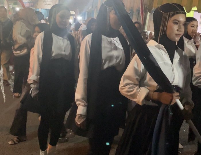 (Show Guard) memberikan kontribusi besar melalui koreografi dinamis yang memperkuat estetika penampilan keseluruhan