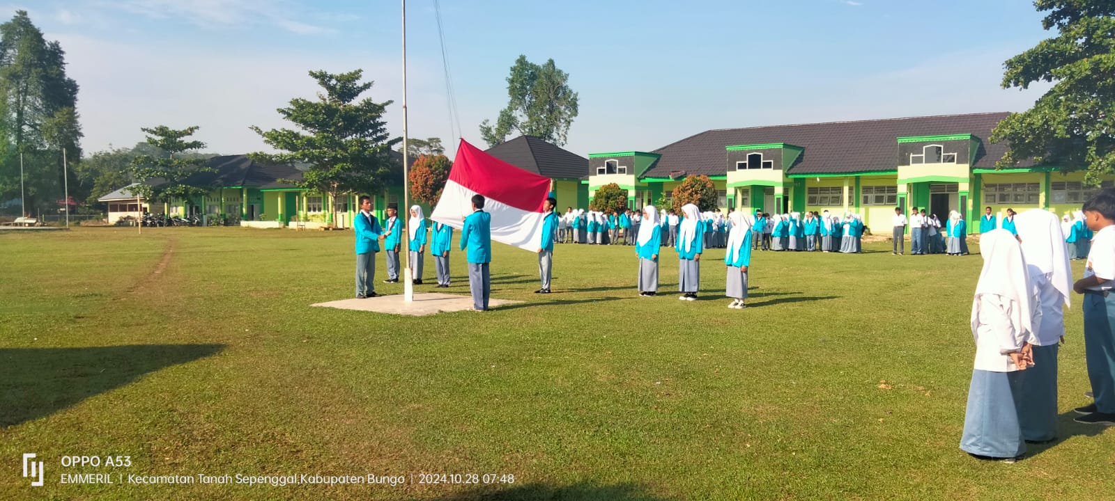 Upacara Peringatan Hari Sumpah Pemuda MAN 3 Bungo Berjalan dengan Khidmat