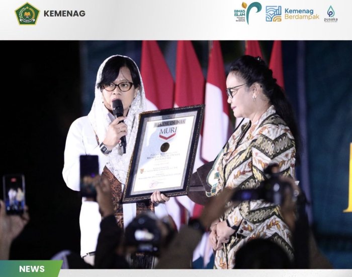 Pecahkan Rekor MURI, 288 Ribu Orang Nyanyikan Mars MTQ Secara Hybrid di Semarang Pecahkan Rekor MURI, 288 Ribu Orang Nyanyikan Mars MTQ Secara Hybrid di Semarang