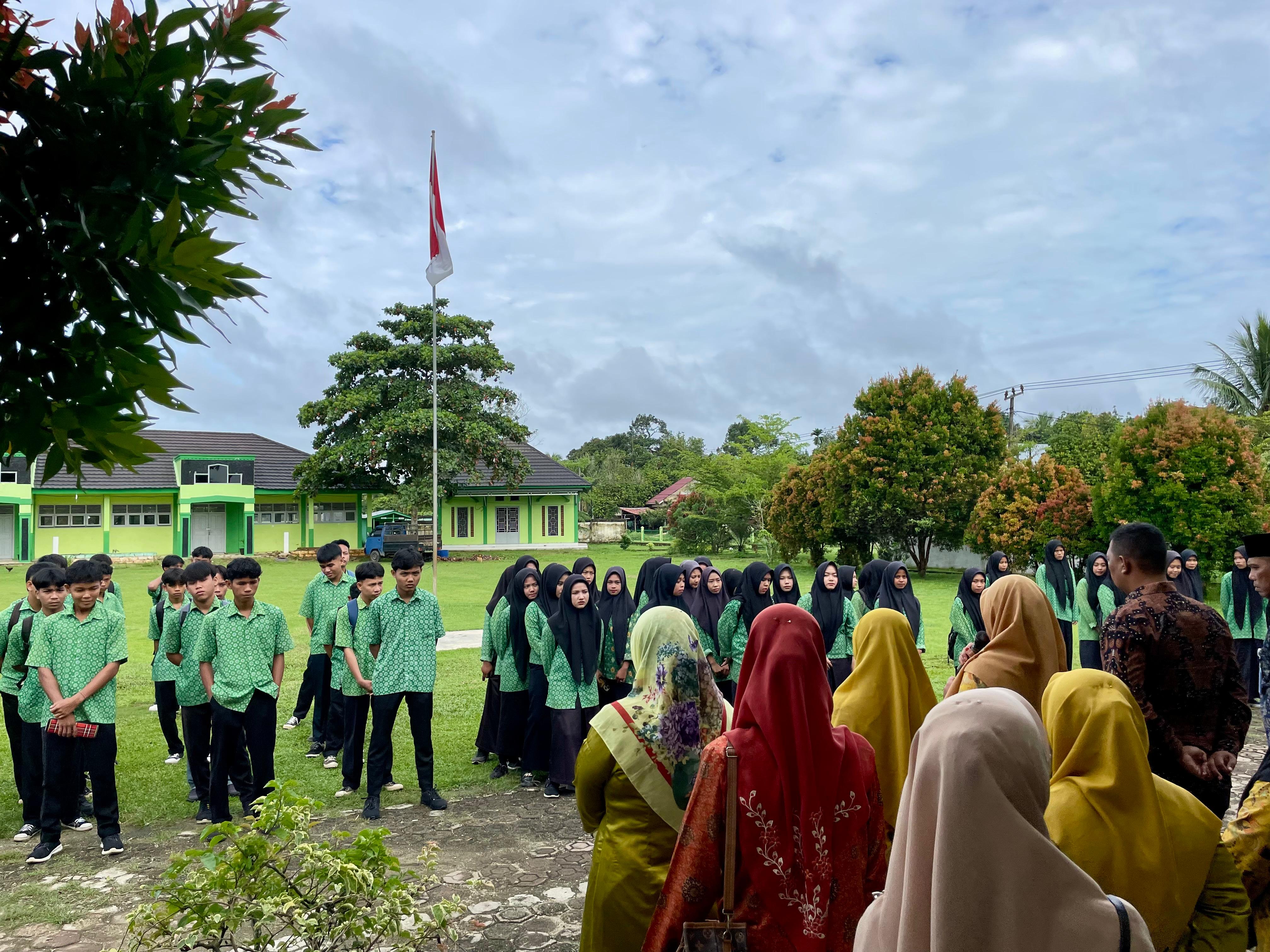 MAN 3 BUNGO GELAR UJIAN MADRASAH TAHUN AJARAN 2024/2025 BERBASIS ANDROID MAN 3 BUNGO GELAR UJIAN MADRASAH TAHUN AJARAN 2024/2025 BERBASIS ANDROID