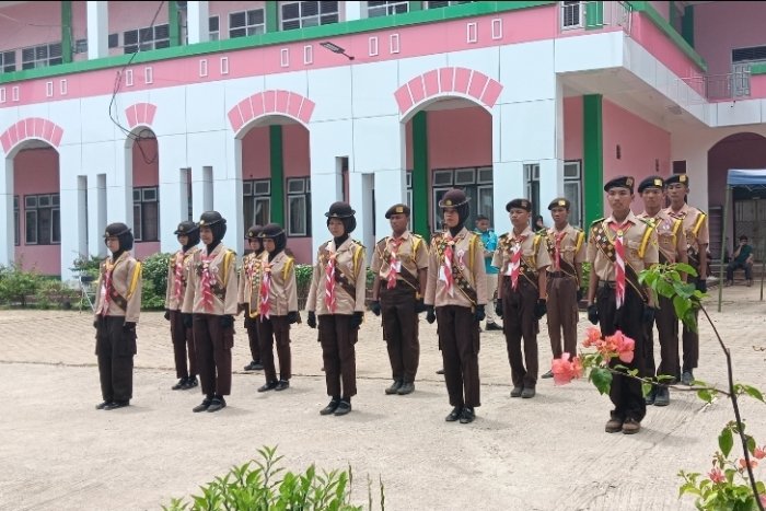 Pasukan MAN 3 Bungo Tampil Memukau dalam Lomba Baris-Berbaris di LGPPP Undhari Pasukan MAN 3 Bungo Tampil Memukau dalam Lomba Baris-Berbaris di LGPPP Undhari