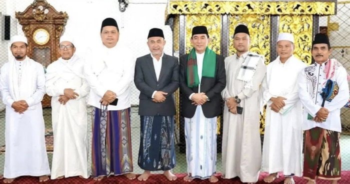 Bupati Bungo Laksanakan Salat Idul Adha Bersama Warga Bupati Bungo Laksanakan Salat Idul Adha Bersama Warga