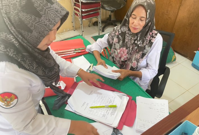 Pengawas Ujian Akhir Semester Lengkapi Administrasi Penilaian Pengawas Ujian Akhir Semester Lengkapi Administrasi Penilaian