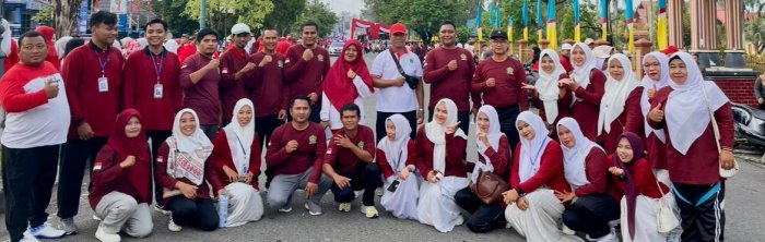 Ribuan Warga Ikuti Jalan Santai HUT ke-60 Bungo Ribuan Warga Ikuti Jalan Santai HUT ke-60 Bungo