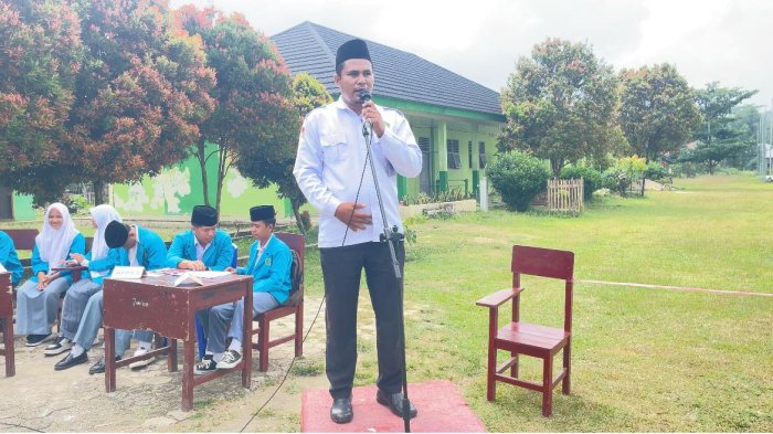 Waka Kesiswaan MAN 3 Bungo Apresiasi Kinerja OSIM dalam Pemilihan OSIM periode 2026-2027 Waka Kesiswaan MAN 3 Bungo Apresiasi Kinerja OSIM dalam Pemilihan OSIM periode 2026-2027