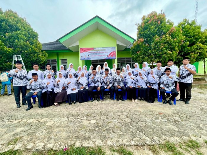 Kepala Madrasah dan Guru Rayakan Hari Guru Nasional 2025