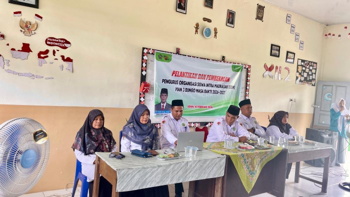 Pasca Resmi Dilantik, Ketua OSIM MAN 3 Bungo dan Jajarannya Ikuti Kegiatan Pembekalan