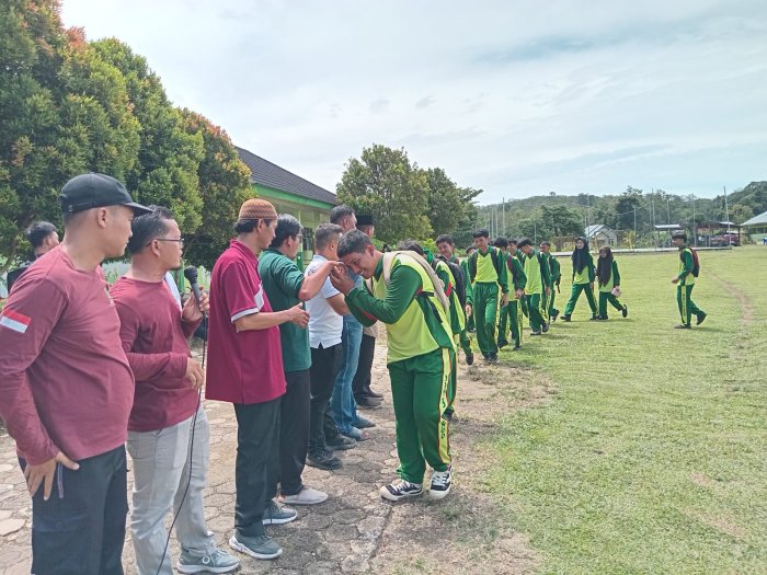 MAN 3 Bungo Adakan Tradisi Bersalaman Sambut Ramadhan MAN 3 Bungo Adakan Tradisi Bersalaman Sambut Ramadhan