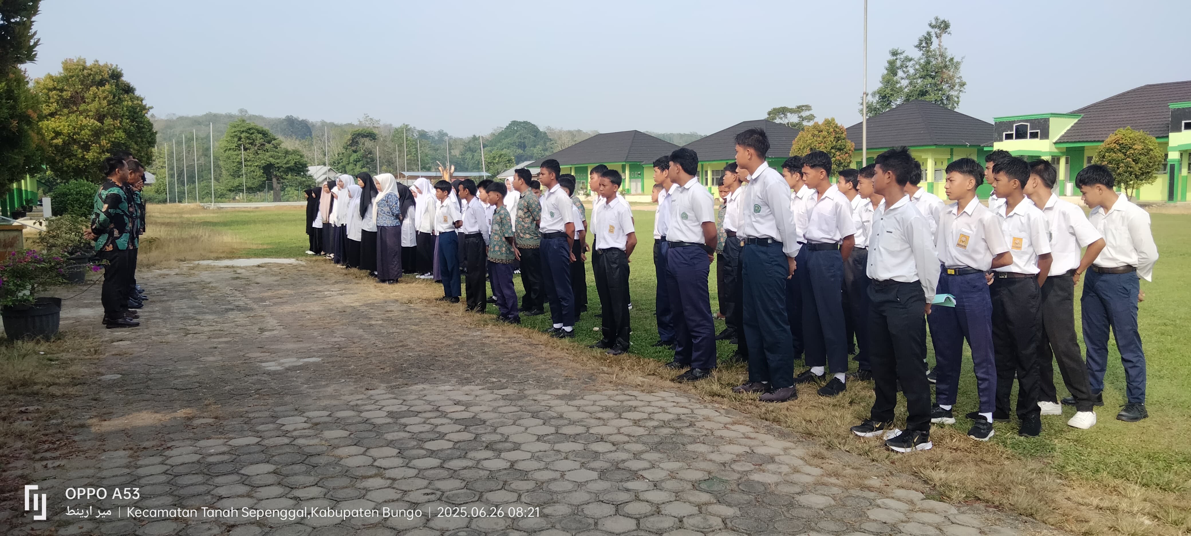 Ujian Masuk MAN 3 Bungo Tahun Akademik 2025/2026 Berjalan Lancar Ujian Masuk MAN 3 Bungo Tahun Akademik 2025/2026 Berjalan Lancar