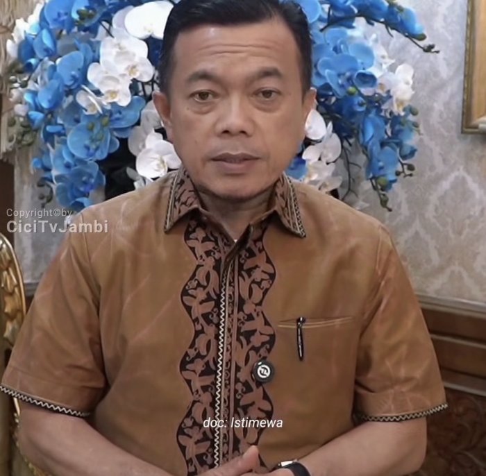 Gubernur Jambi Imbau Ayah Antar Anak di Hari Pertama Sekolah