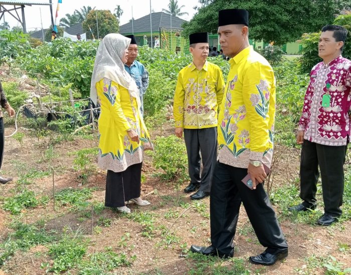 Kemenag Bungo Tinjau Hasil Program P5RA di MAN 3