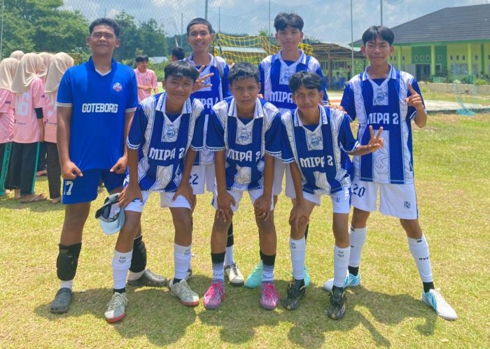 Kelas 11 MIPA 2 Raih Juara Dua Futsal MAN 3 Bungo Kelas 11 MIPA 2 Raih Juara Dua Futsal MAN 3 Bungo