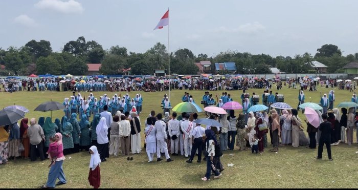 Sinergi dan Estetika: Marching Band MAN 3 Bungo Sukses Warnai Upacara dan Parade Kemerdekaan Sinergi dan Estetika: Marching Band MAN 3 Bungo Sukses Warnai Upacara dan Parade Kemerdekaan