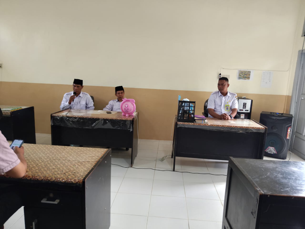 PEMBINAAN GURU MAN 3 BUNGO DI AWAL SEMESTER OLEH KEPALA KANTOR KEMENTERIAN AGAMA KABUPATEN BUNGO PEMBINAAN GURU MAN 3 BUNGO DI AWAL SEMESTER OLEH KEPALA KANTOR KEMENTERIAN AGAMA KABUPATEN BUNGO
