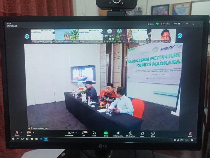 Kepala MAN 3 Bungo Ikuti Sosialisasi Juknis Komite Secara Daring Kepala MAN 3 Bungo Ikuti Sosialisasi Juknis Komite Secara Daring