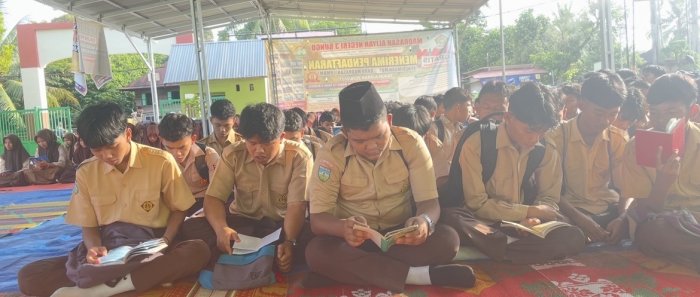 Mulai Hari dengan Al-Quran: Cerita Jumat Pagi dari MAN 3 Bungo Mulai Hari dengan Al-Quran: Cerita Jumat Pagi dari MAN 3 Bungo