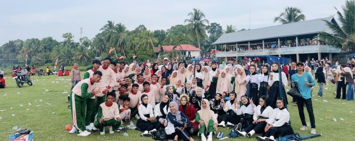 MAN 3 Bungo Ikuti Pawai HUT RI ke-81 di Teluk Pandak