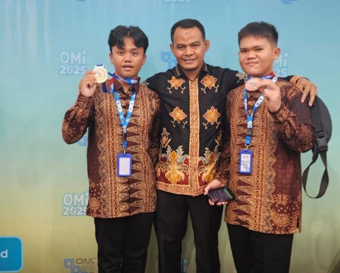 Kepala MAN 3 Bungo Apresiasi Prestasi OMI Nasional  MAN 1 Bungo Cabang Kimia raih Perunggu
