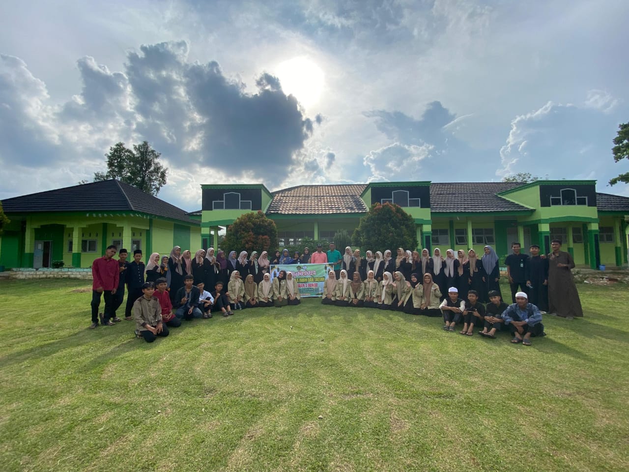 KEGIATAN MABIT ROHIS MAN 3 BUNGO TAHUN 2024